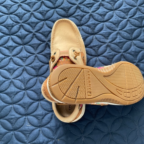 Sperry deck shoes - Picture 3 of 3